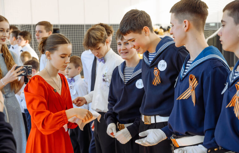 Бал «Встреча друзей» объединил 140 орлят Тверской области