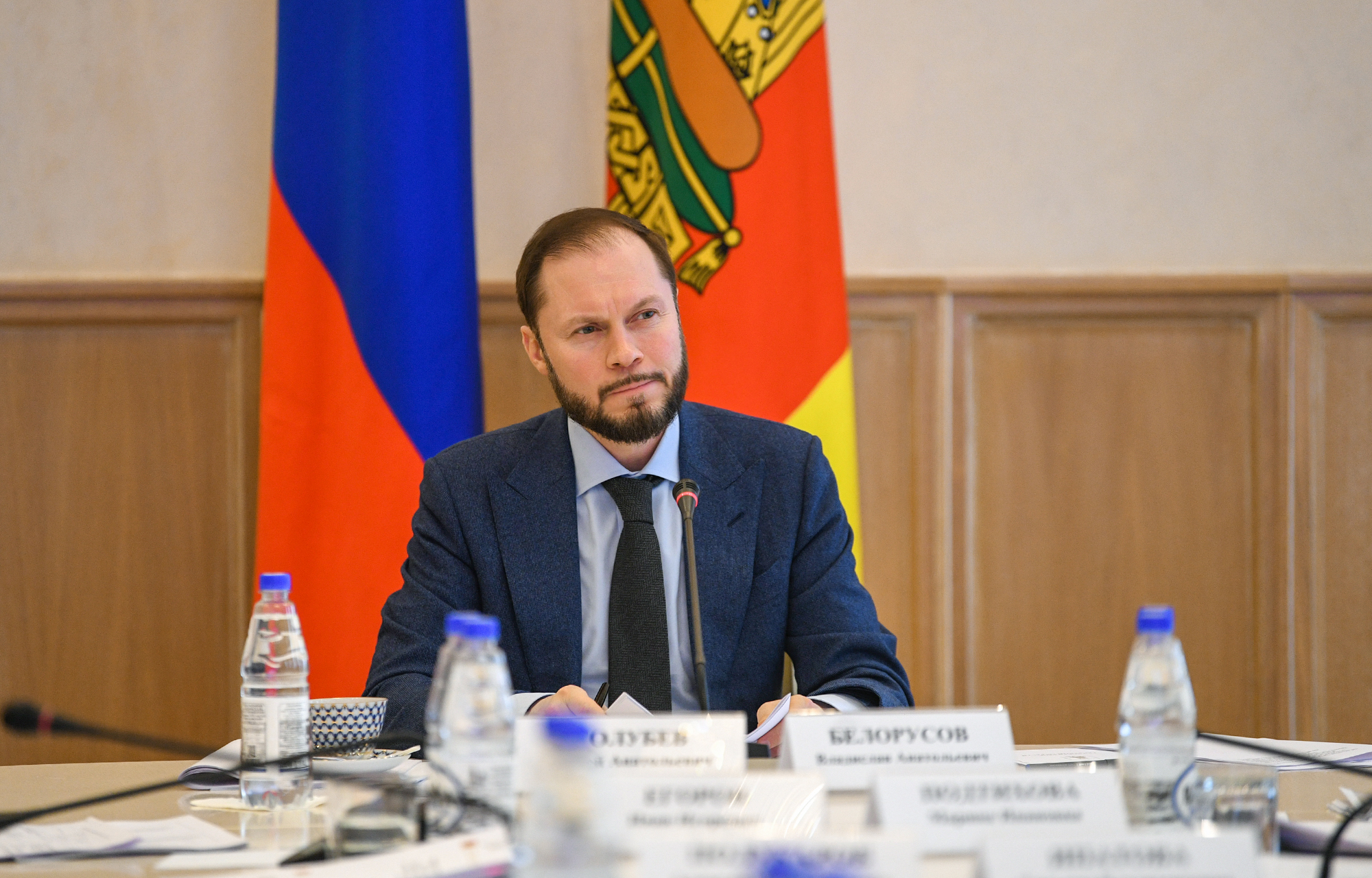 Виталий Королев выделил средства на ремонт сельских дорог Виталий Королев выделил средства на ремонт сельских дорог