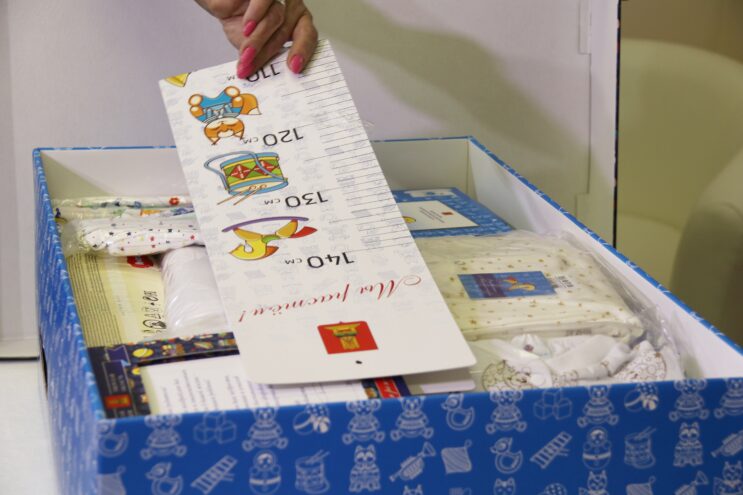 Как новые правила учета стажа изменят пенсии для матерей России с 2026 года