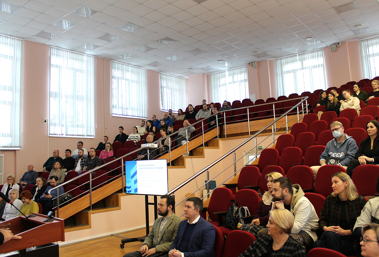 «Из рук в руки»: как опыт ведущих клиник Москвы помогает развивать здравоохранение в Тверской области