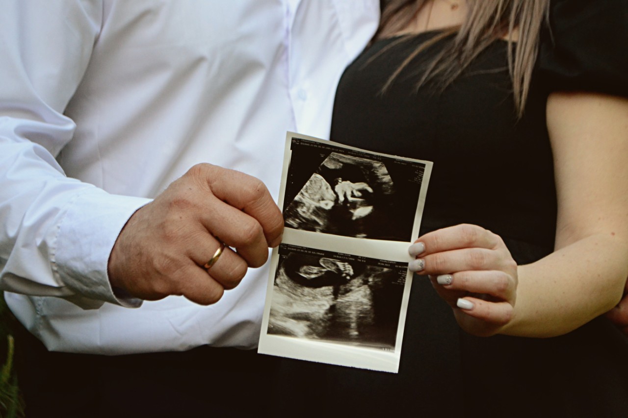 Правительство России изучит новые возможности помощи беременным