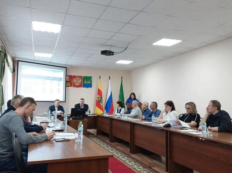 На заседании думы в Андреаполе уточняли бюджет округа