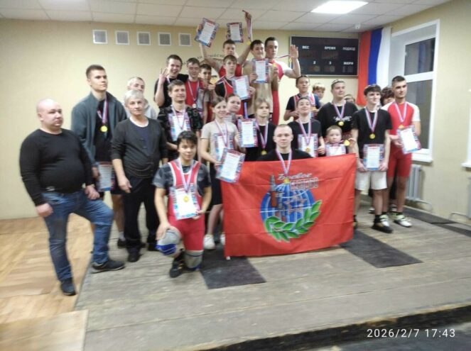 В Вышнем Волочке прошли захватывающие состязания по тяжёлой атлетике В Вышнем Волочке прошли захватывающие состязания по тяжёлой атлетике