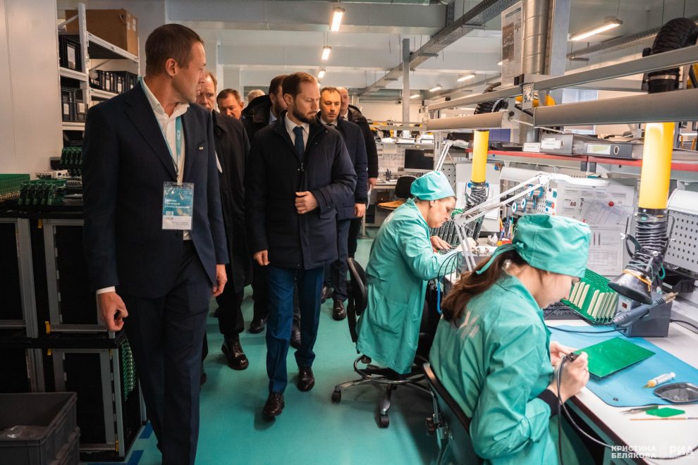 Глава тверского региона предложил сенаторам совершенствовать федеральный проект Глава тверского региона предложил сенаторам совершенствовать федеральный проект