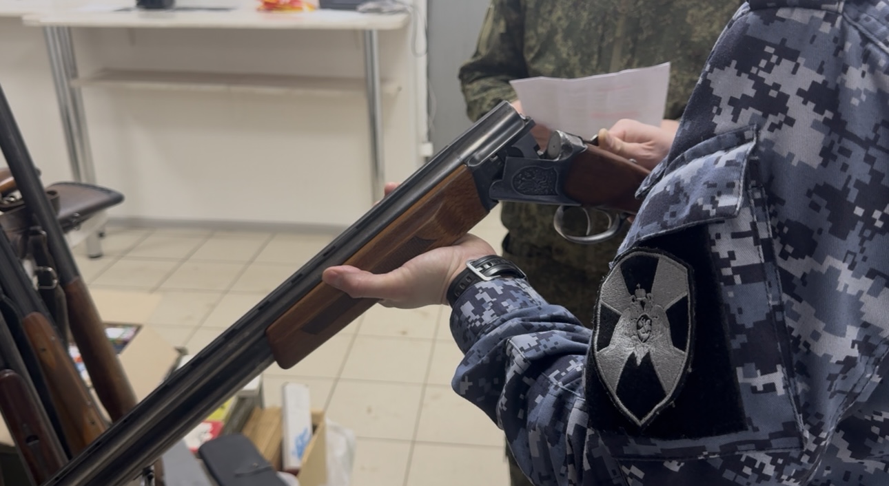 Тверские Росгвардейцы отправляют оружие на передовую: еще 45 единиц гражданского оружия поступили в зону СВО
