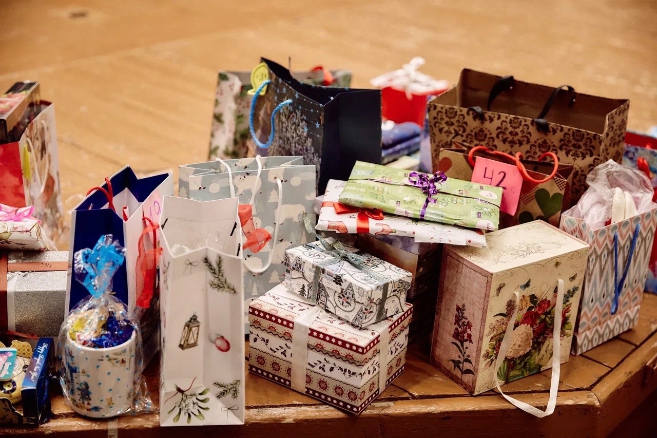 Стали известны самые желанные подарки на 23 Февраля и 8 Марта