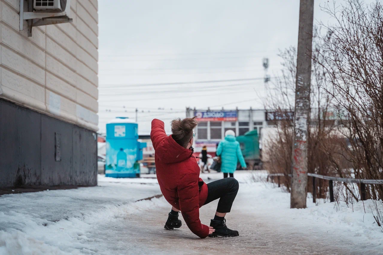 Жителей Тверской области предупредили об опасном гололёде