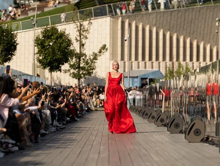 Unke из Твери представляет коллекцию «Отражение» на Московской неделе моды