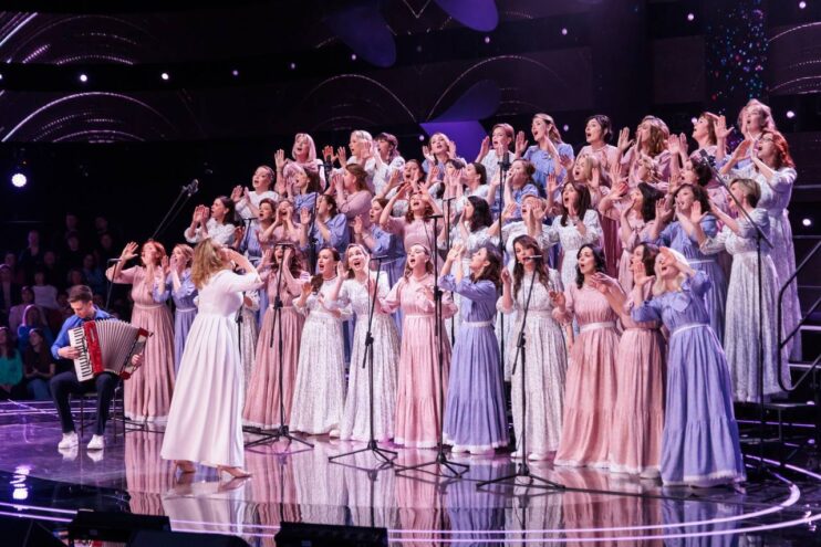 Тверской хор «Девчата» покорил жюри шоу «Ну-ка, все вместе!» Тверской хор «Девчата» покорил жюри шоу «Ну-ка, все вместе!»