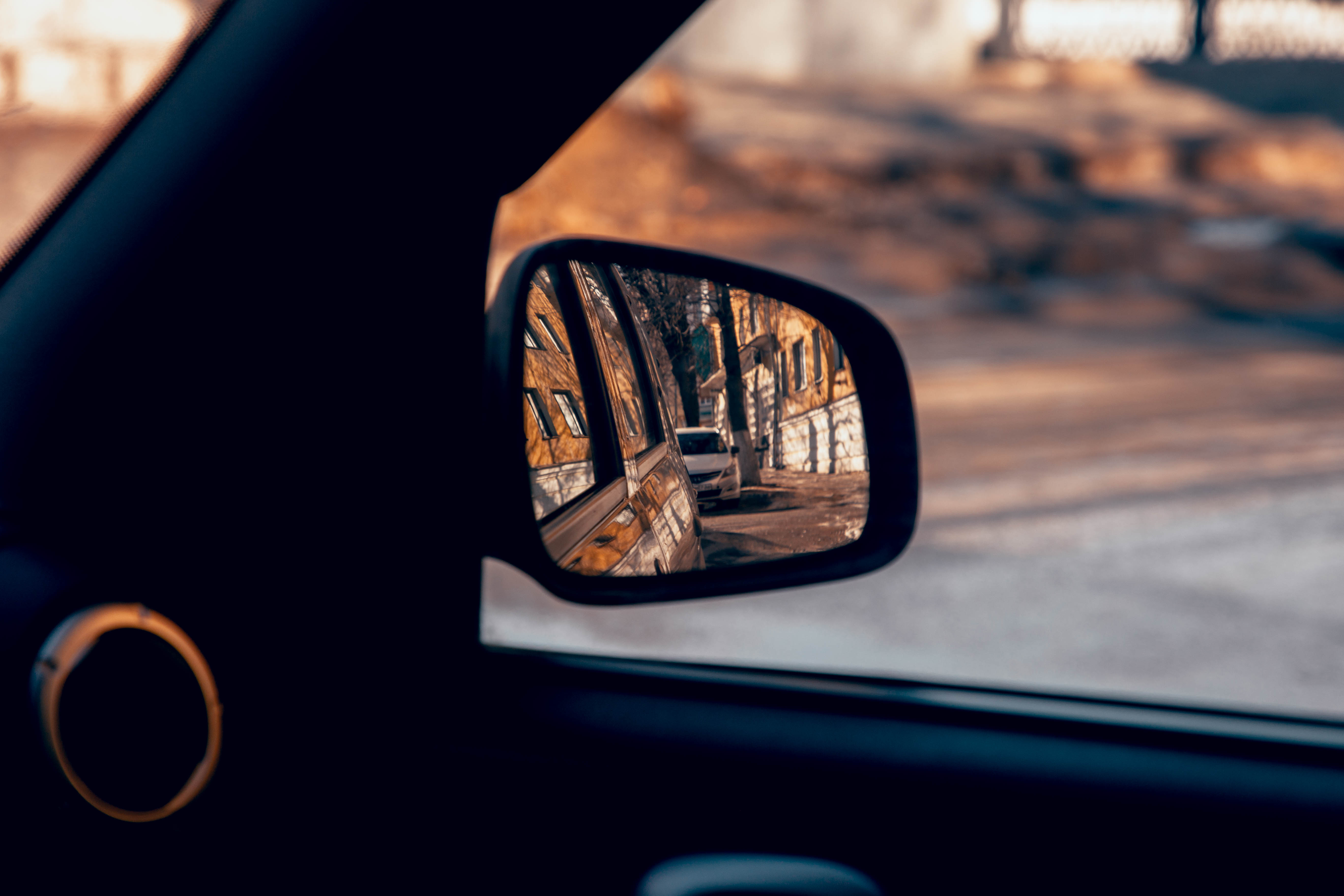 Автоледи России раскрыли свои главные страхи: от поломок до парковки