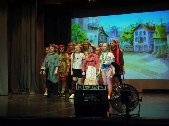 "Театральные подмостки" зажглись в Твери: фестиваль сельских театров открыл двери в мир искусства