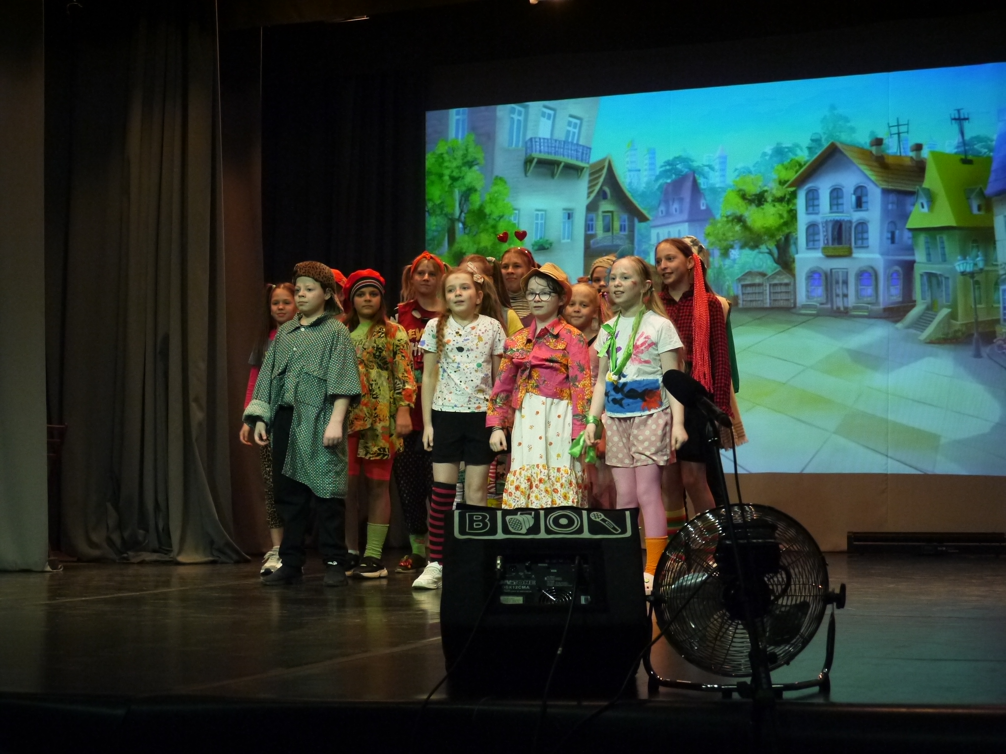 "Театральные подмостки" зажглись в Твери: фестиваль сельских театров открыл двери в мир искусства