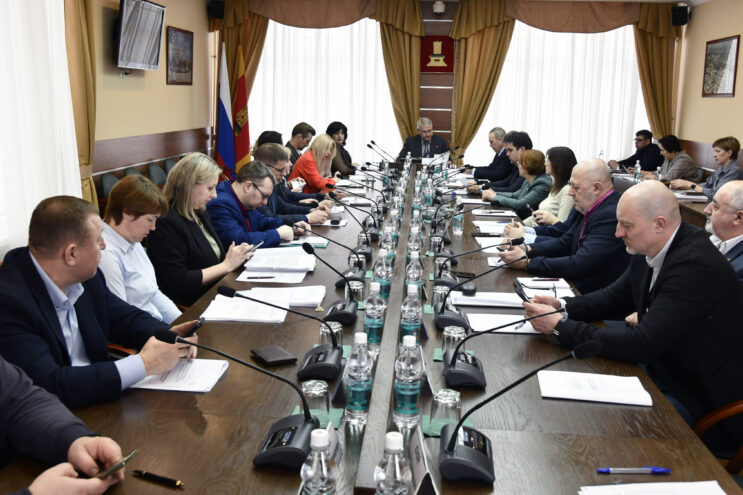 В Заксобрании обсудили поддержку семейного бизнеса