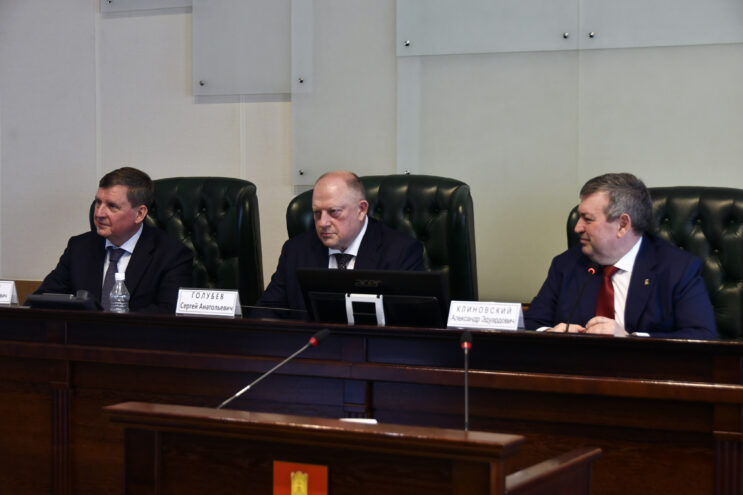 Андрей Епишин отчитался о работе в Совете Федерации за 2025 год