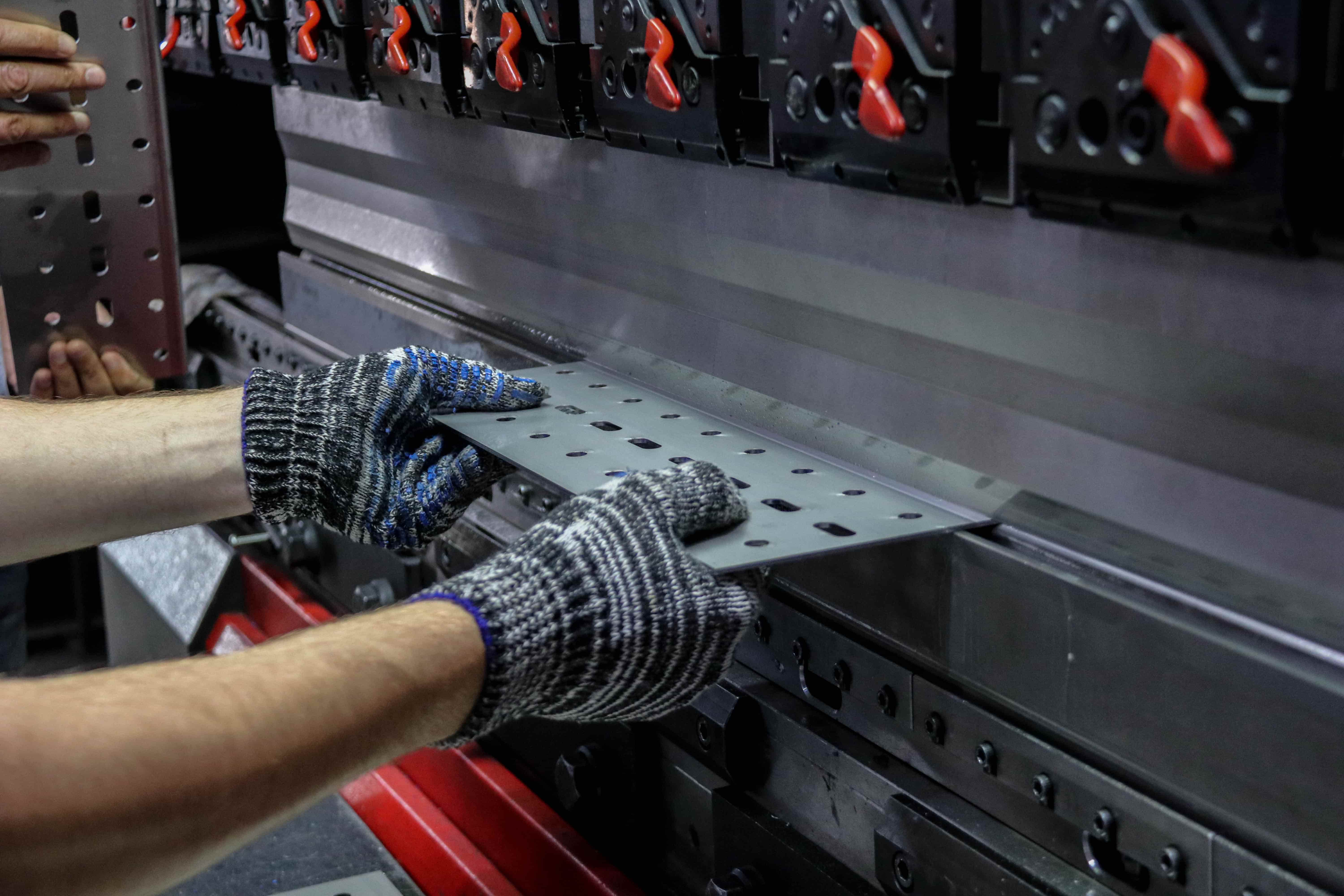 Для жителей Тверской области создадут больше 4 тысяч высокооплачиваемых рабочих мест