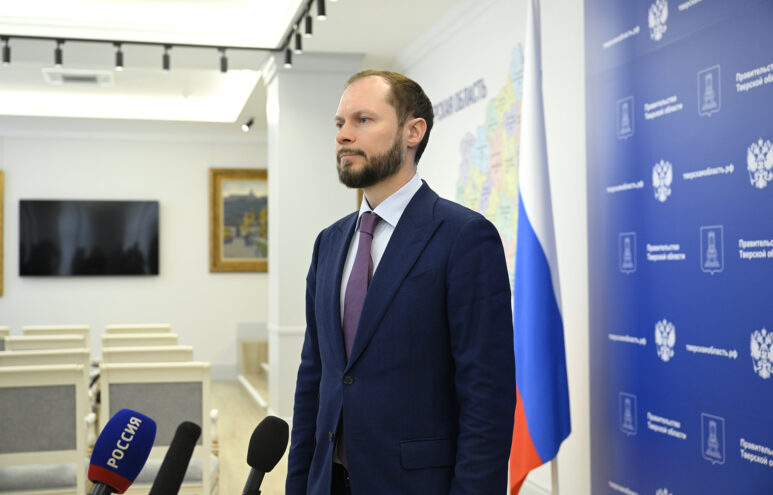 Виталий Королёв раскрыл секрет первой зарплаты