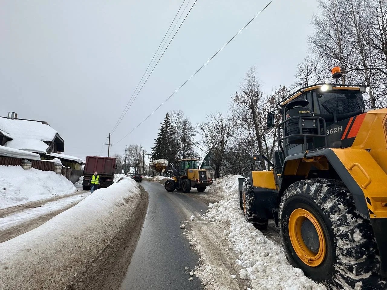 Вывоз снега 