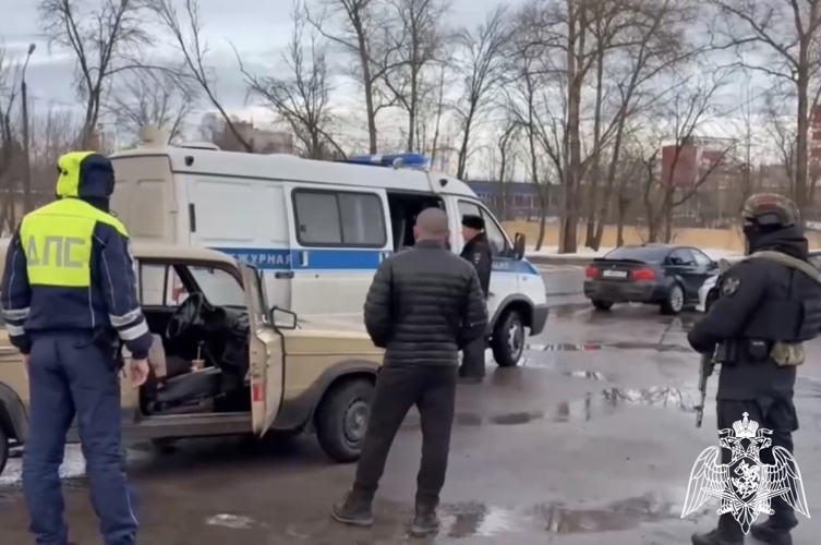 Росгвардия и ГИБДД провели масштабную операцию по пресечению нарушений ПДД.