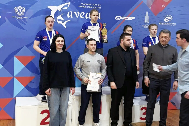 Вышневолоцкая звезда: 16-летняя Полина Ефимова – чемпионка России по вольной борьбе