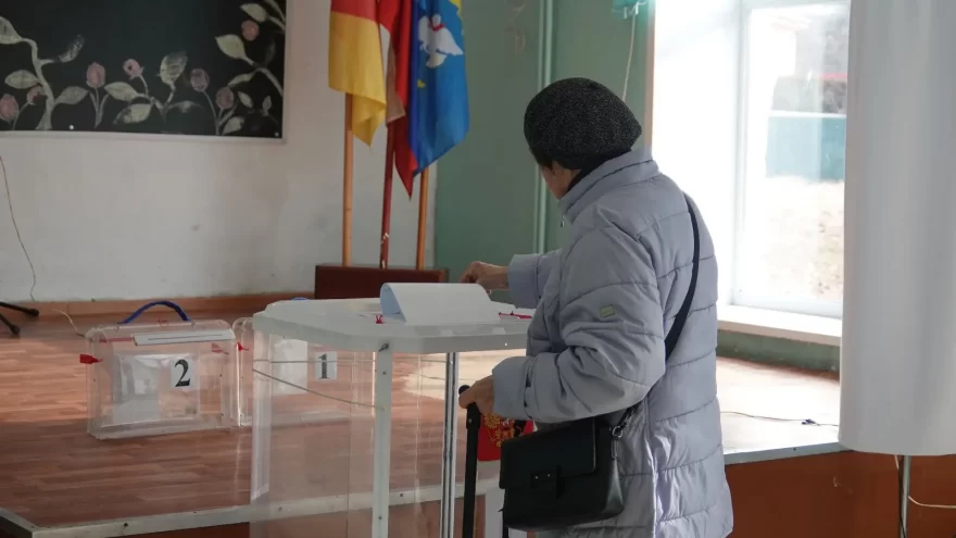 На выборах в Торжке высокую активность в ходе голосования демонстрируют представители старшего поколения На выборах в Торжке высокую активность в ходе голосования демонстрируют представители старшего поколения