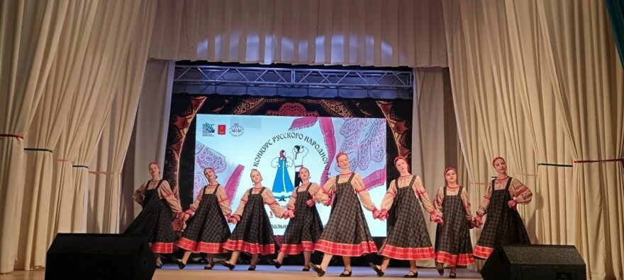 В Вышнем Волочке прошел масштабный конкурс русского танца