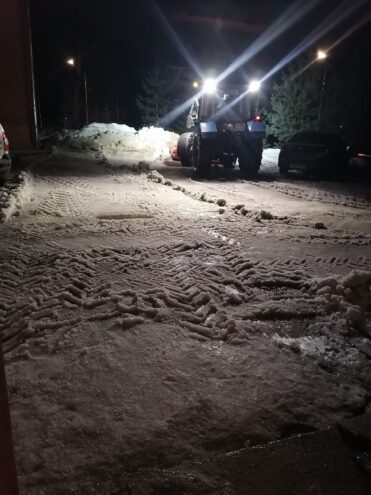 Жители Тверской области поблагодарили УК за расчищенный двор