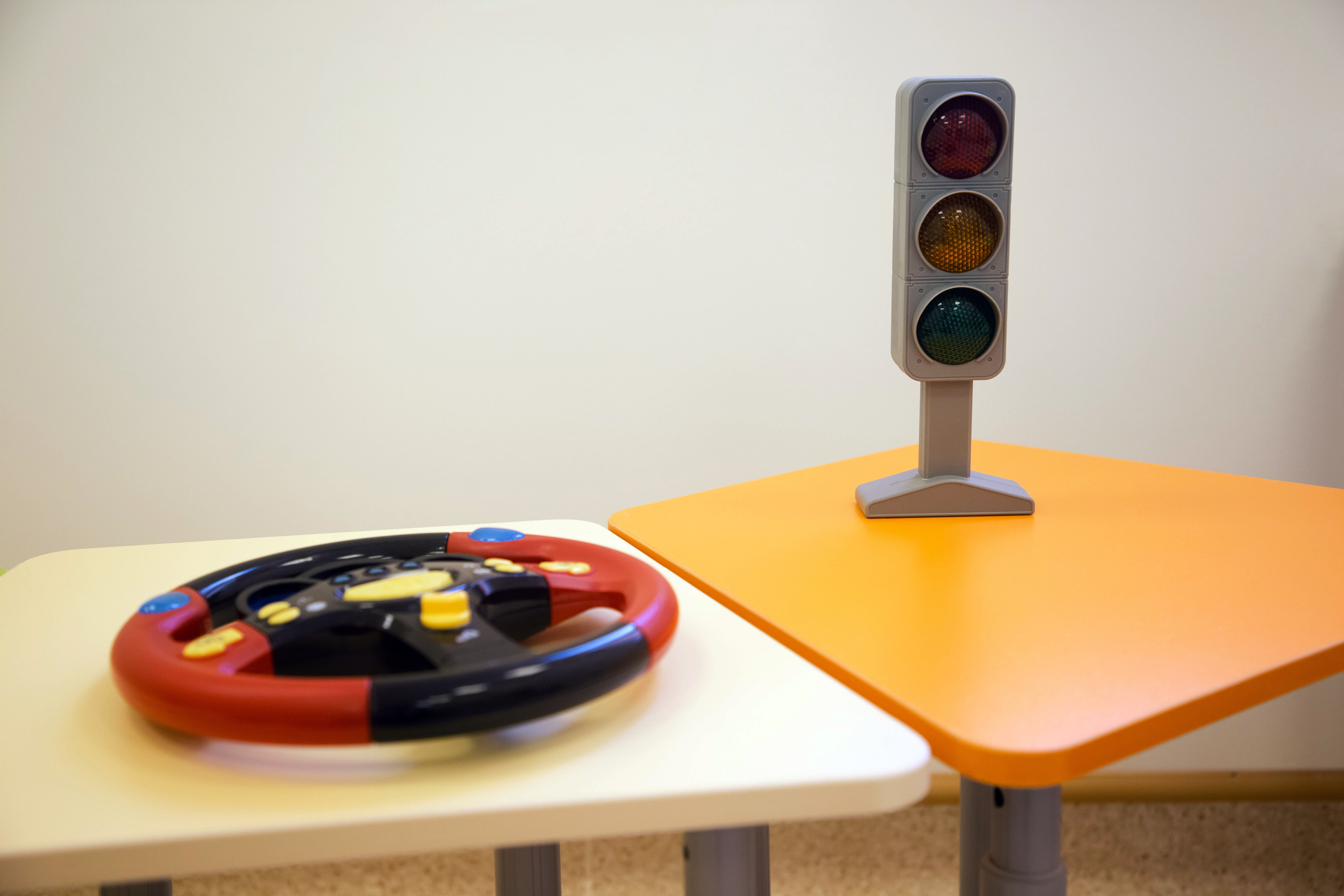 Сотрудники ГАИ провели для детей в Лихославле урок дорожной грамотности Сотрудники ГАИ провели для детей в Лихославле урок дорожной грамотности