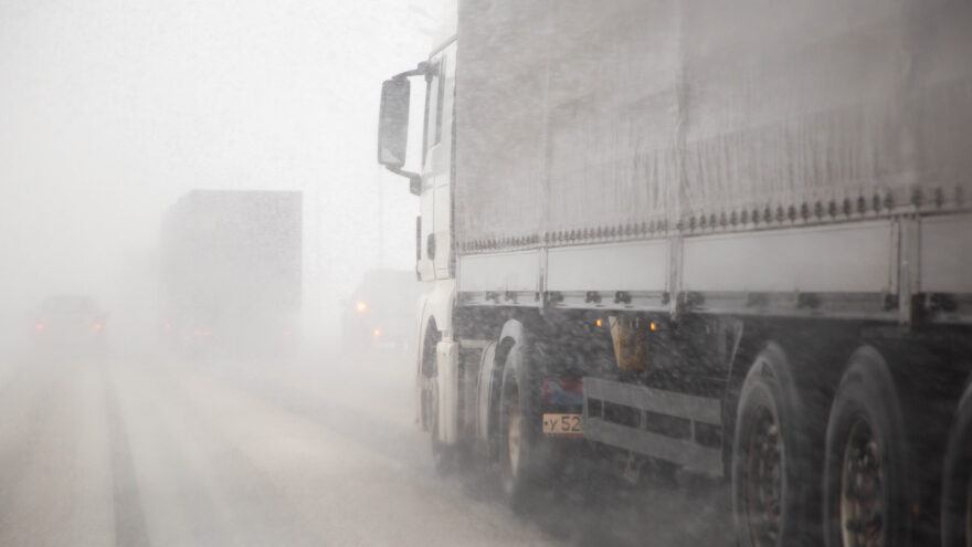 В Осташковском округе временно ограничат движение большегорузов