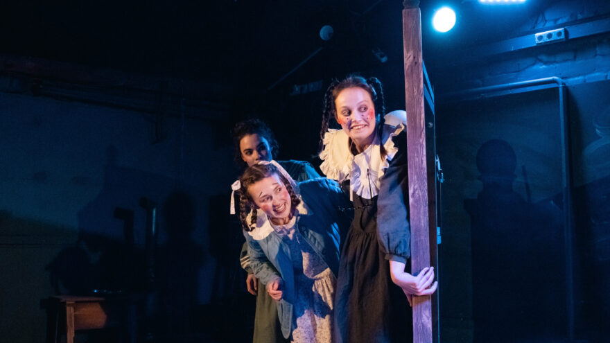 «Счастливое число: в пятницу 13-го в Тверском ТЮЗе успешно прошла сдача спектакля»