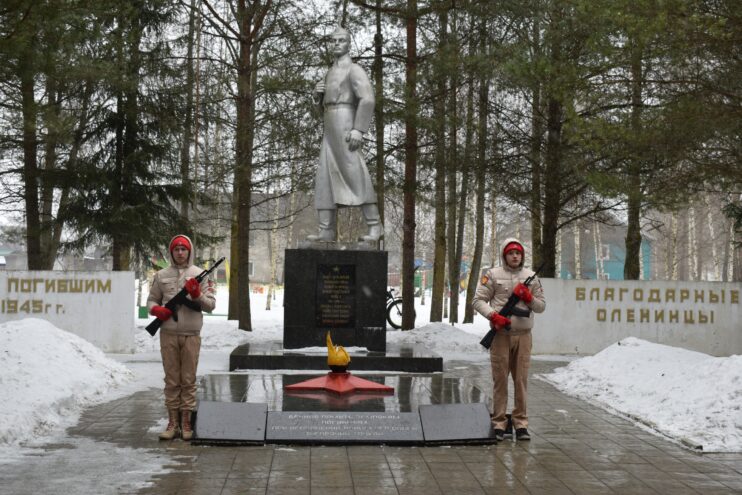 Королев поздравил жителей Оленинского округа с 83-й годовщиной освобождения