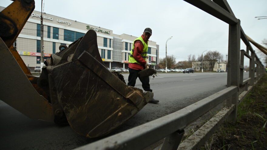 С улиц Твери за неделю вывезли 28 тонн мусора С улиц Твери за неделю вывезли 28 тонн мусора