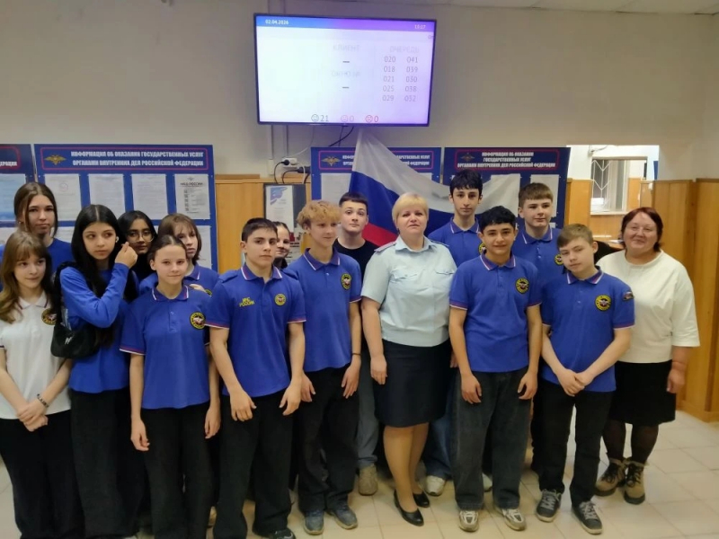 Кадеты школы №13 в Кимрах получили паспорта: начало пути к взрослой жизни