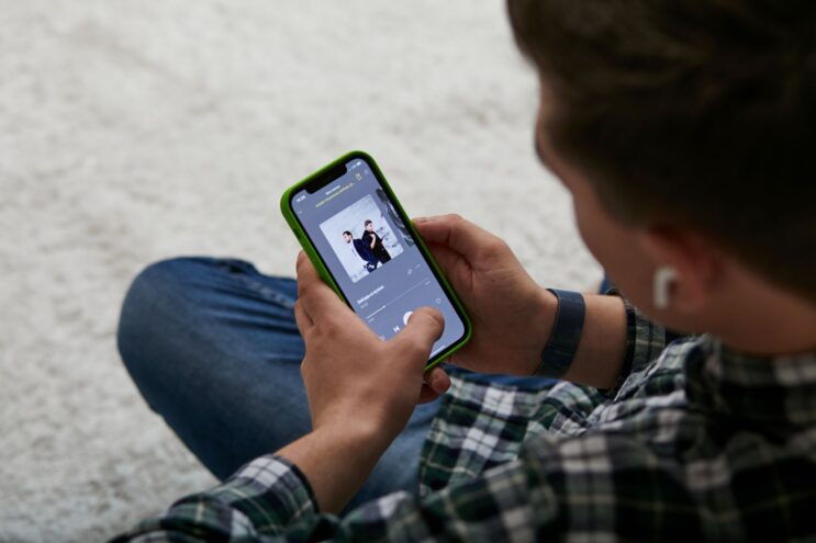 Каждый четвертый россиянин пользуется iPhone