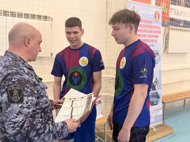 Росгвардейцы Твери вдохновляют студентов на здоровый образ жизни в рамках Всемирного дня здоровья