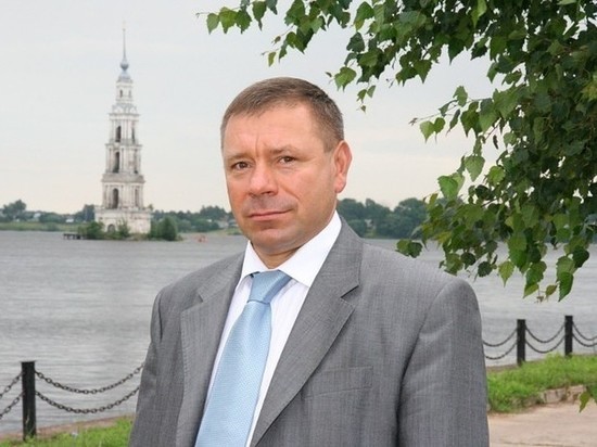 Константин Ильин призвал поднять зарплаты в малых городах