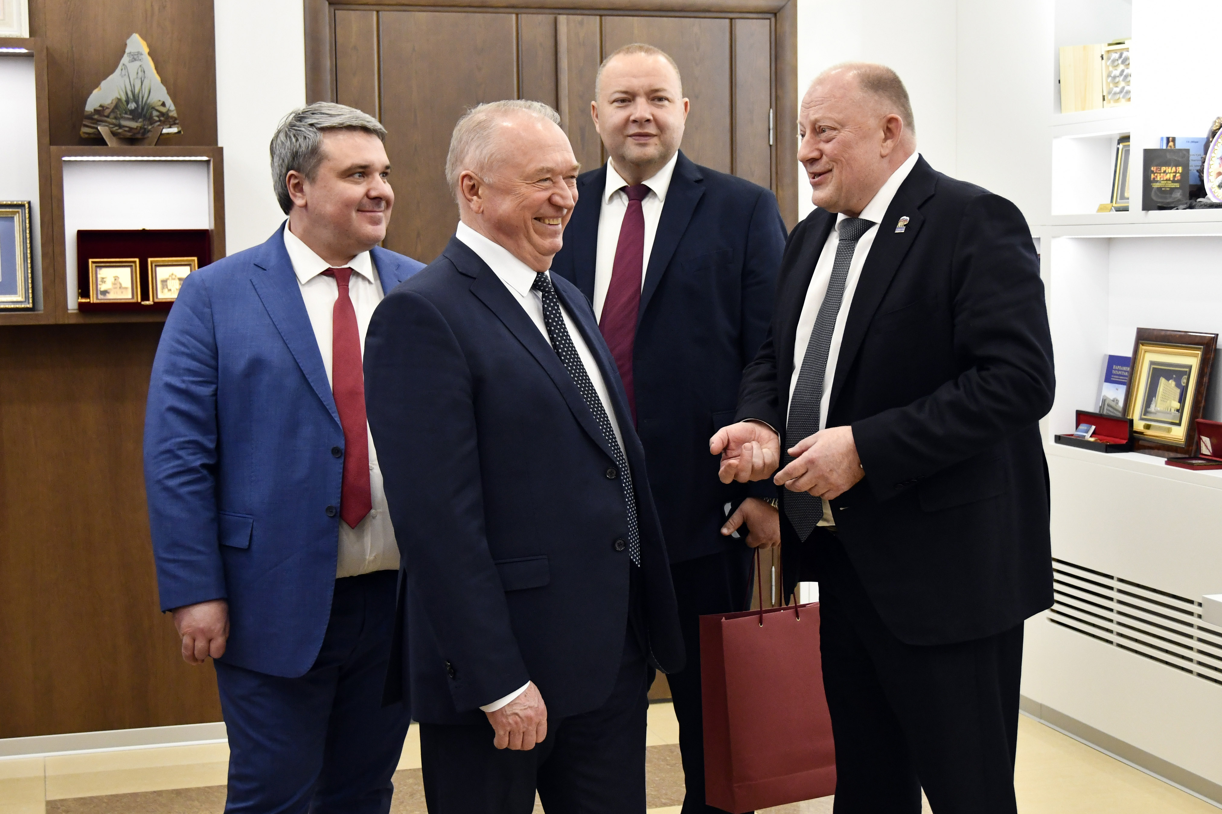 Сергей Голубев обсудил поддержку бизнеса с президентом ТПП РФ