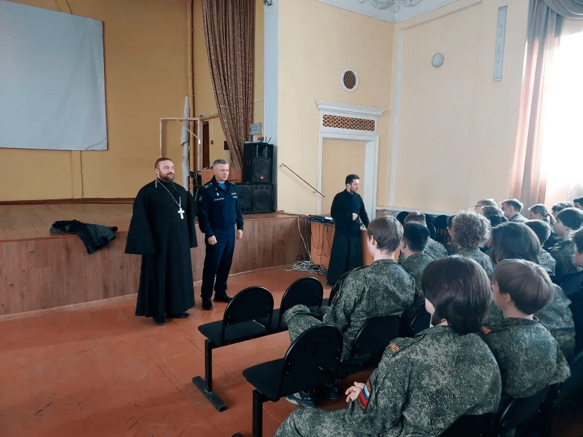 "Авангард" открыл двери: первые занятия по военно-патриотическому воспитанию стартовали в ТвГТУ