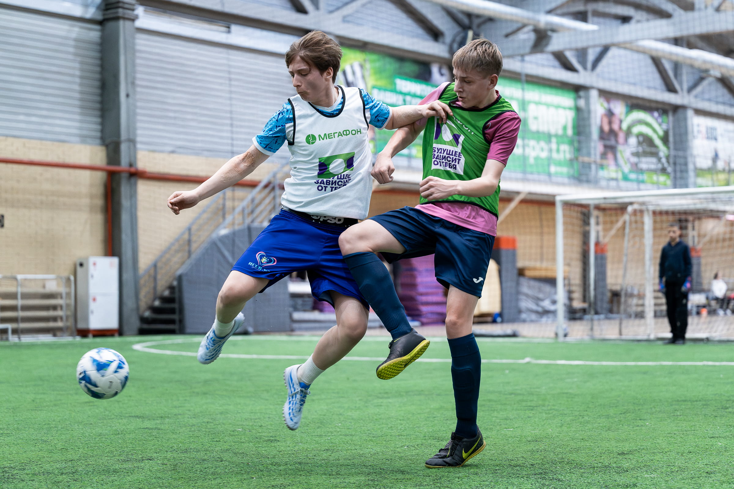 Футболисты из Великого Новгорода и Ленинградской области отправятся на финал в Сочи