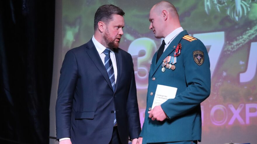 Глава Ржева поздравил ветеранов и сотрудников пожарной охраны с профессиональным праздником