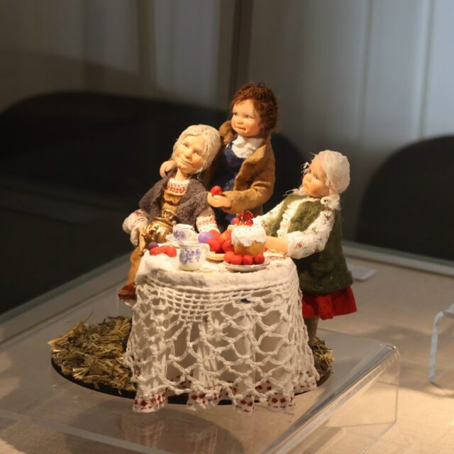 До 25 апреля: Не пропустите уникальную выставку "Время света" в Твери