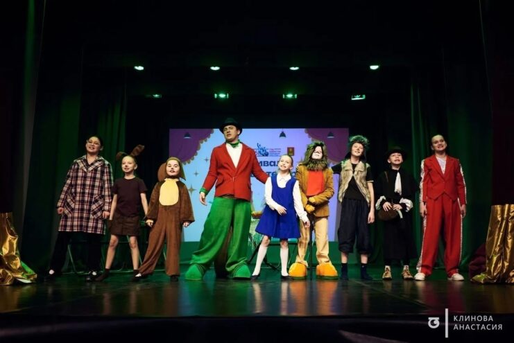 "Авоська" из Калининского округа покорила сердца зрителей: Приз симпатий на театральном фестивале