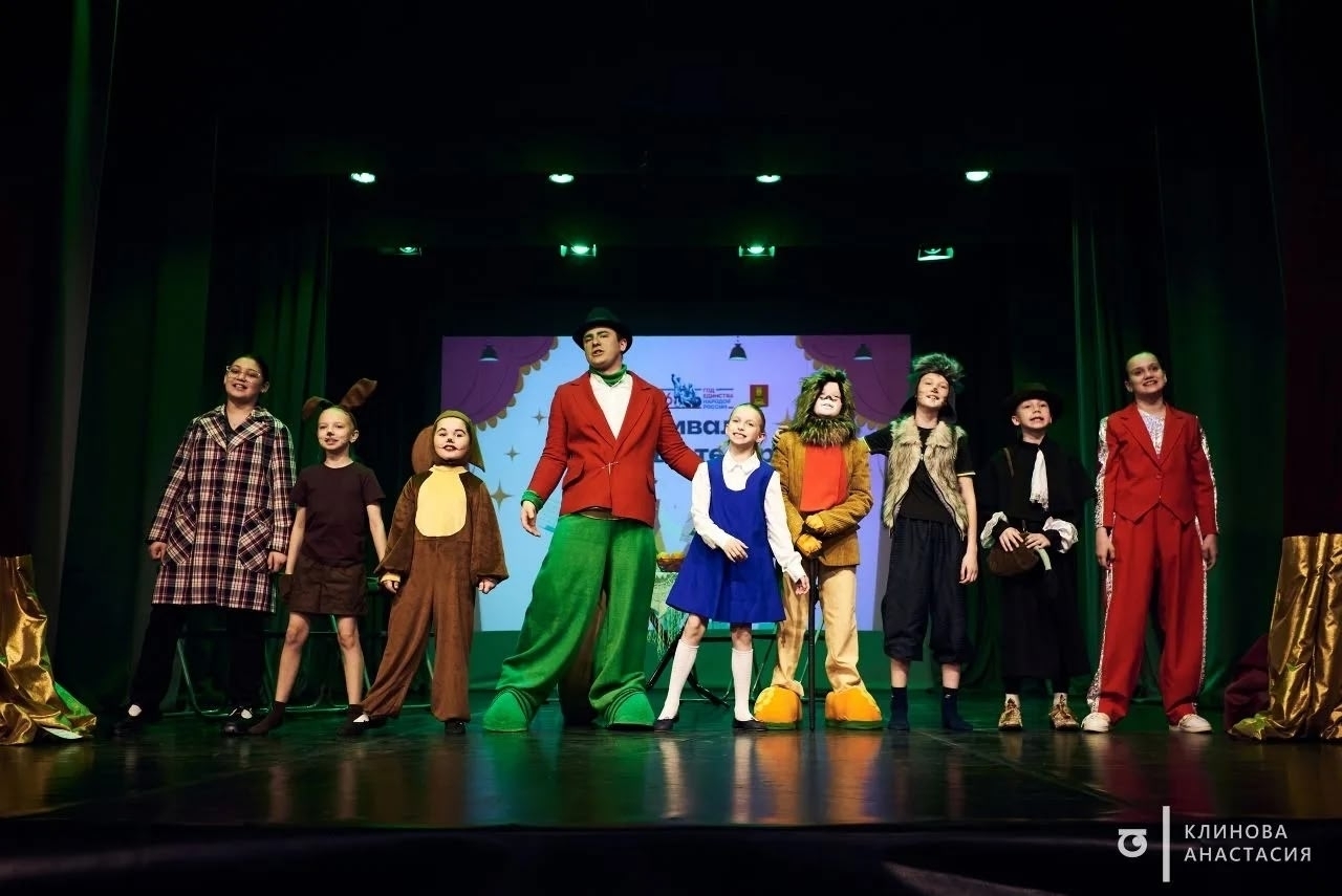 "Авоська" из Калининского округа покорила сердца зрителей: Приз симпатий на театральном фестивале