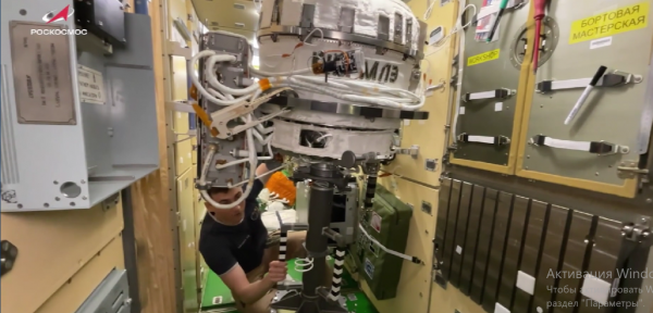 Космонавт рассказал, какие личные вещи можно взять на орбиту Космонавт рассказал, какие личные вещи можно взять на орбиту