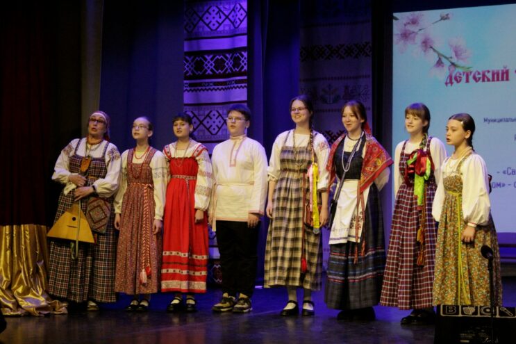 Ранняя весна в Твери: "Весна красна" зазвучала в пасхальных песнях