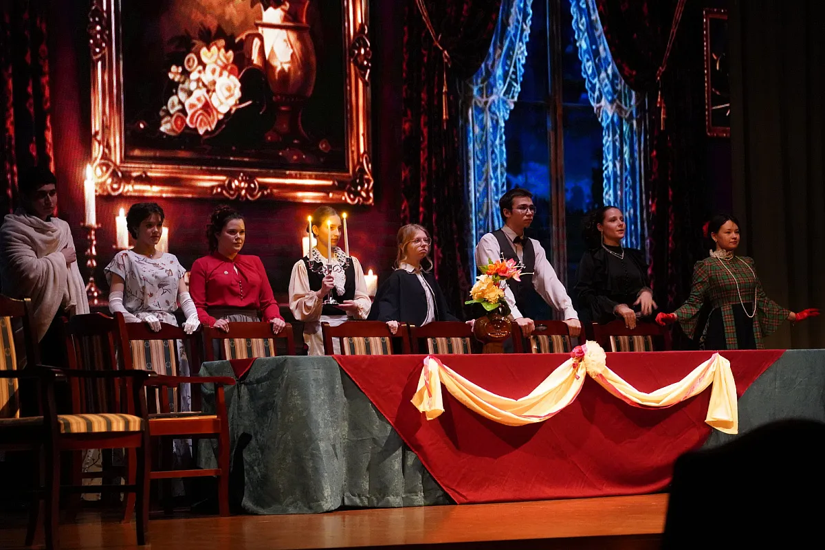 Студенты-медики ТвГМУ раскрыли тайну "Первого дела мисс Марпл" на сцене вуза