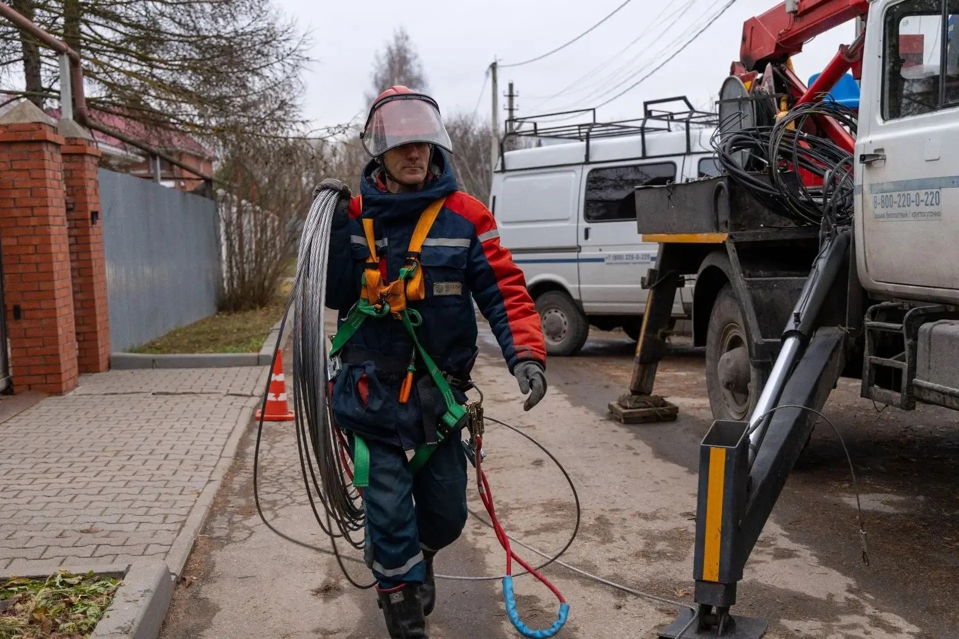 Энергетики «Тверьэнерго» вернули свет почти 60% пострадавшим из-за непогоды потребителям
