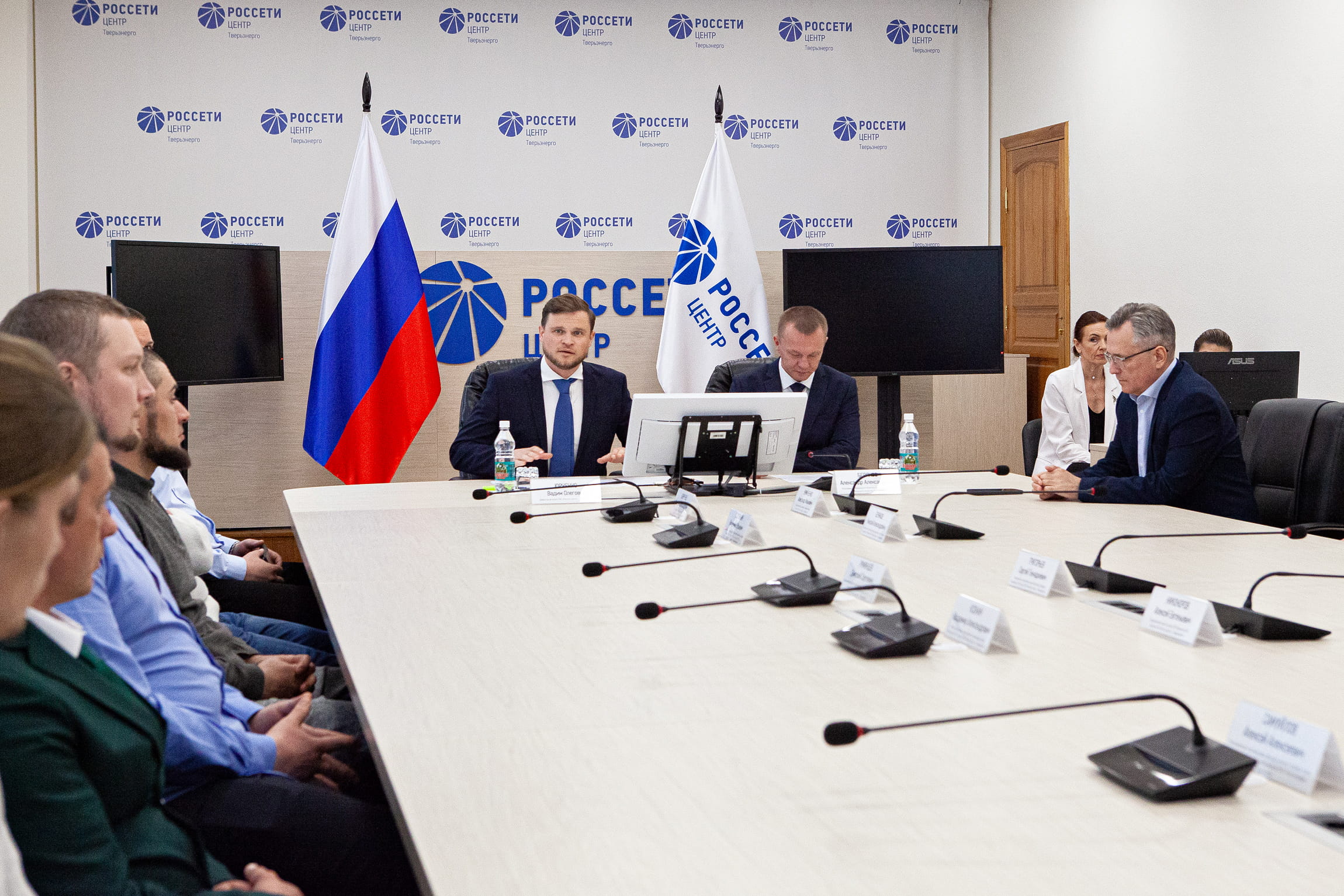 Сотрудники тверского филиала «Россети Центр» отмечены региональными и отраслевыми наградами