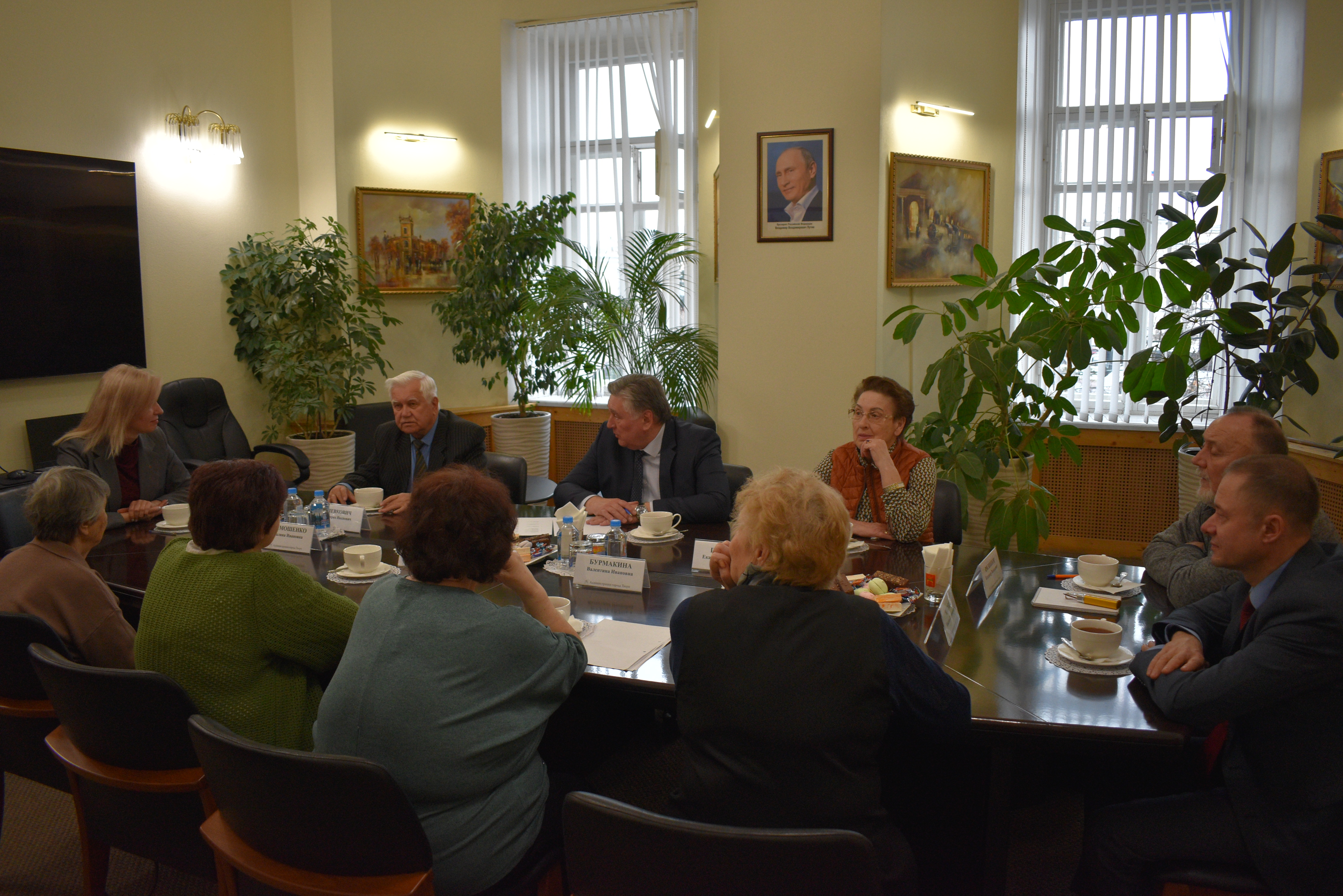 Ветераны и глава Твери обсудили подготовку к 9 Мая