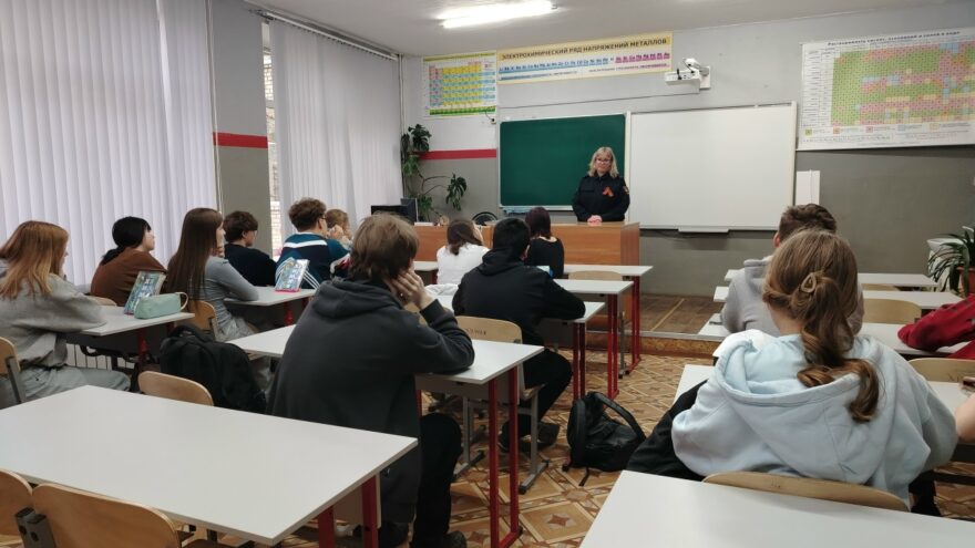 Бологовская ГИБДД: Безопасность на дорогах – главный приоритет перед летними каникулами