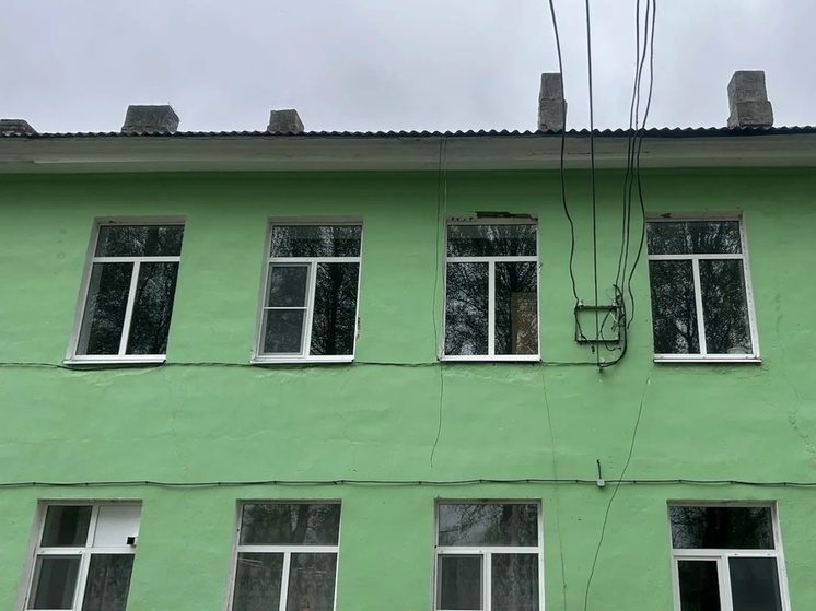 В школе в Оленинском округе заменили окна